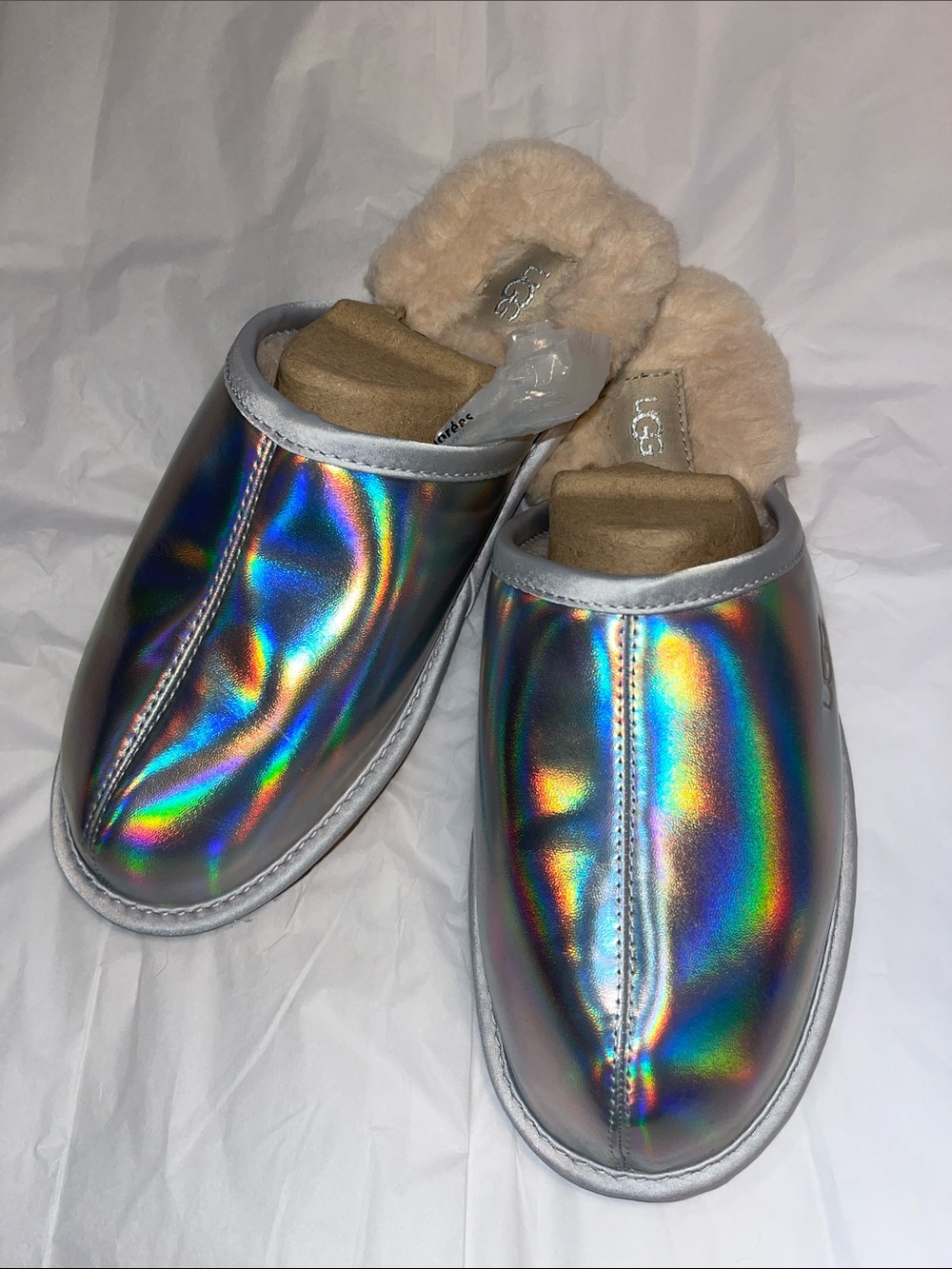UGG Holographic Metallic Shearling Slippers - Iridescent Silver